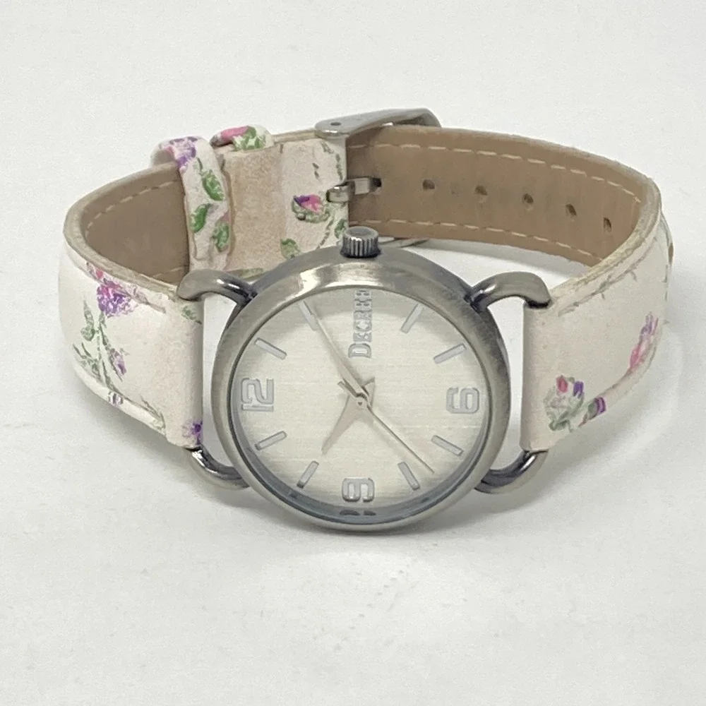 Decree Womens Watch 30mm Silver Tone Gunmetal Floral Spring New Battery 8.5